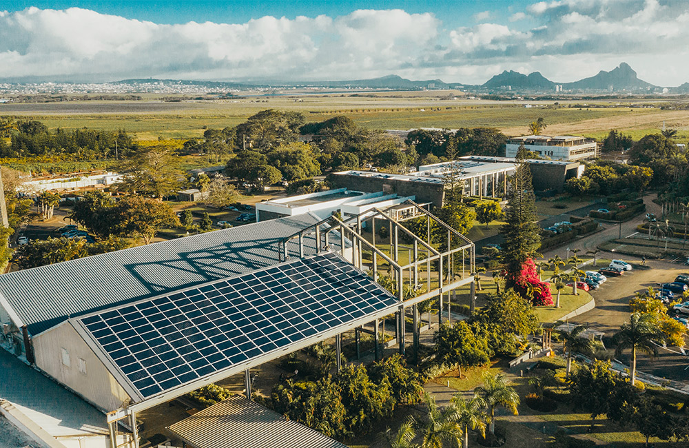 la piazza, vivea, panneaux solaire, leed-nd, leed